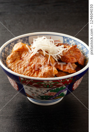 Bowl of pork 124604030