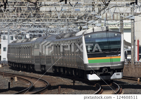 E233系列上野東京線 124608511