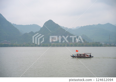 越南河南省的 Chùa Tam Chúc (tỉnh Hà Nam) 寺廟 124612094