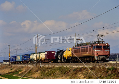 EF812 freight train running on the Hokuriku Main Line in 2007 124613394