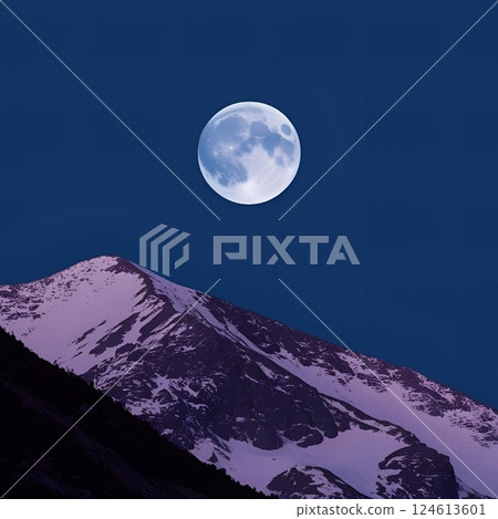 月亮在山中設置 124613601