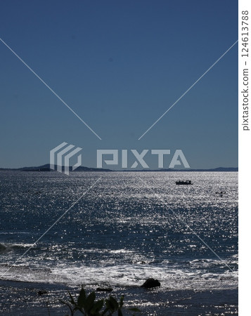 The sparkling waters of Point Cartwright, Queensland, Australia The sparkling waters of Point Cartwright, Queensland, Australia 124613788