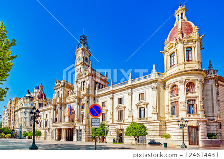 Valencia City Hall on City Hall Square. Valencia City Hall on City Hall Square. 124614431
