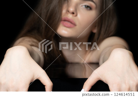 Blurred and out of focus abstract woman portrait Blurred and out of focus abstract woman portrait 124614551