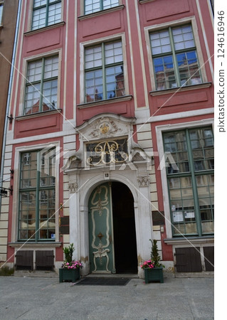 A trip to New York City is an unforgettable experience 124616946