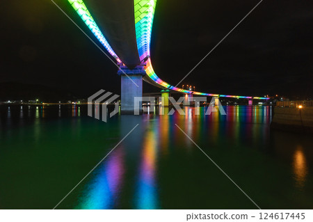 點亮的橋 點亮的橋 124617445