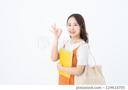 女大學生 124618705