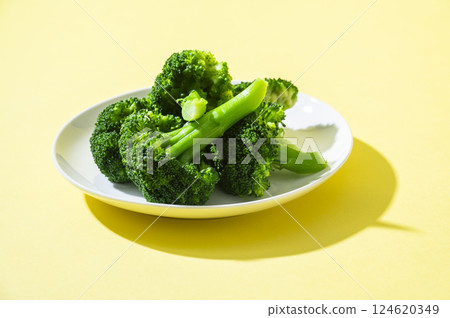 煮西蘭花 124620349