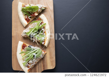 手工shirasu 比薩追shirasu 之後mizuna 切比薩 124621972