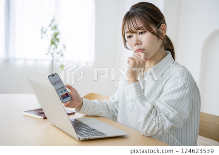 女性投資 124623539