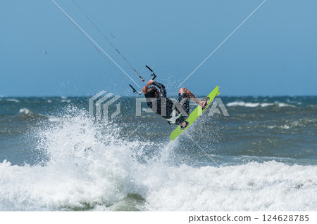 Kite Surfer Kite Surfer 124628785