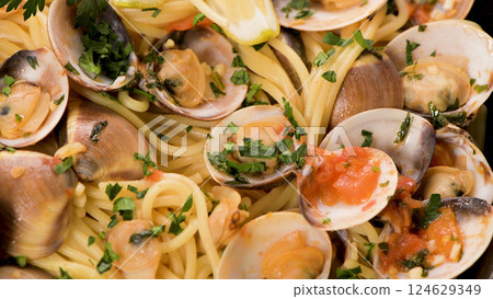 Spaghetti alle Vongole Spaghetti alle Vongole 124629349