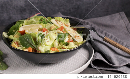 Delicious vegetable salad Delicious vegetable salad 124629388