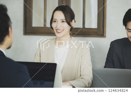 Businessmen meeting in a conference room 124634824