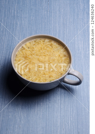 雞蛋湯 124636240