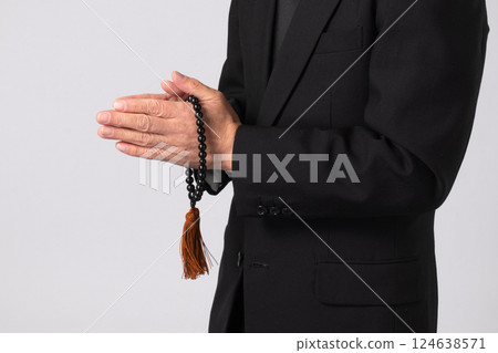 喪服、祈禱、葬禮、圖像 喪服、祈禱、葬禮、圖像 124638571