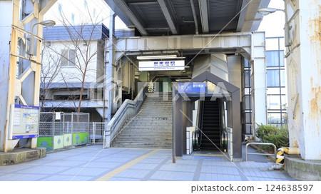 Escalators installed at the north exit of Shin-Baba Station on the Keikyu Main Line 124638597