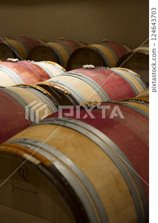 Barrels lined up 124643703
