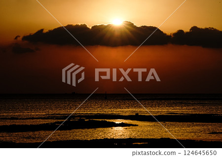 <Goto scenery> The sea at Tarōjima beach at dawn <Goto scenery> The sea at Tarōjima beach at dawn 124645650