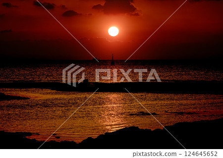 〈五島風景〉黎明時的太郎島海灘 〈五島風景〉黎明時的太郎島海灘 124645652