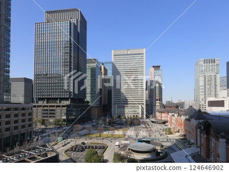 Tokyo Station Marunouchi Station Building and Station Square 124646902