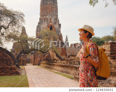 Travel to Ancient City of Ayutthaya, Thailand 124650041