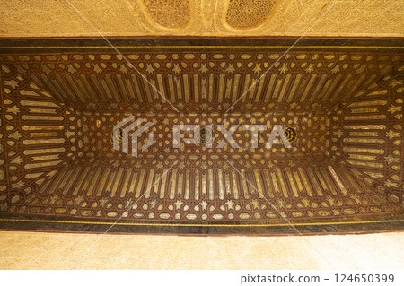 Arabic interiors of Nasrid Palace, Alhambra palace comple, Generalife and Albayzin (Generalife y Albaicin de Granada), UNESCO site, Granada, Andalusia, Spain 124650399