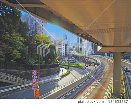 東京的道路和高速公路立體交叉。赤坂。插圖風格的照片。 124653287