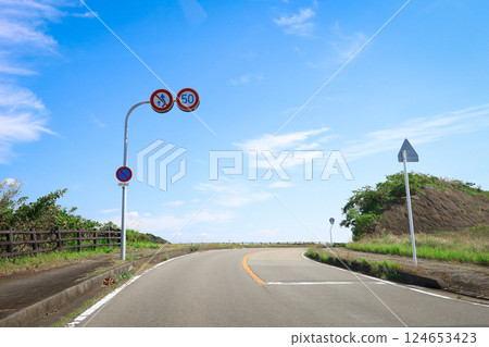 通往天堂的路 124653423