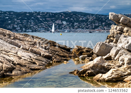 Exquisite view in Cap D'Antibes, Cote D'Azure, France 124653562