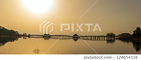 「青森縣」鶴之舞橋、早晨的風景、鶴田町 124654316