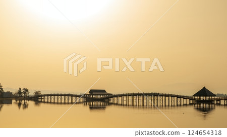 「青森縣」鶴之舞橋、早晨的風景、鶴田町 124654318