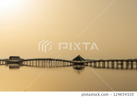 「青森縣」鶴之舞橋、早晨的風景、鶴田町 124654320