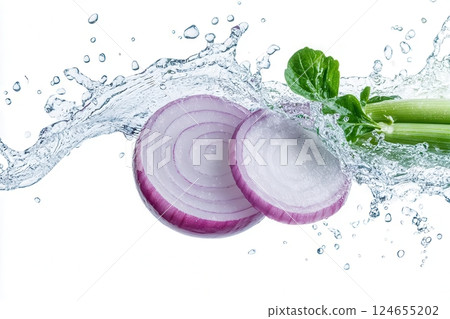 Fresh red onion slices with water splash and green leaves isolated on white background. 124655202