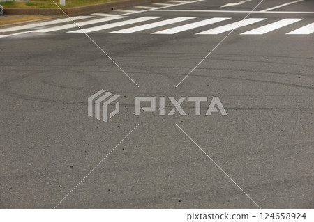 [賽車運動] 輪胎痕跡 124658924