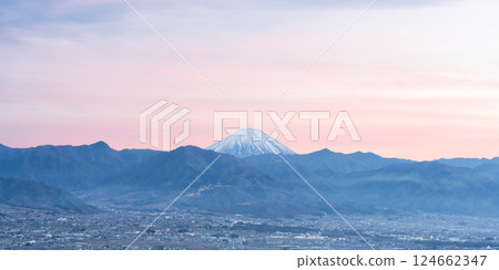 Mount Fuji at dusk as seen from Fuefukigawa Fruit Park, Yamanashi City, Yamanashi Prefecture 124662347