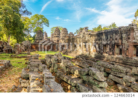 Forgotten in jungles ancient hindu Banteay Kdei khmer ruined temple decorated with statues, Angkor Archaeological Park, Siem Reap, Cambodia Forgotten in jungles ancient hindu Banteay Kdei khmer ruined temple decorated with statues, Angkor Archaeological Park, Siem Reap, Cambodia 124663014