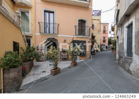 street in Taormina, Sicily, Italy 124663249