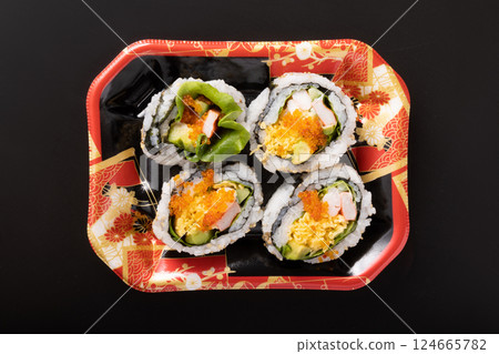 Seaweed roll 124665782