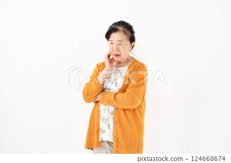 高級婦女肖像擔心 124668674