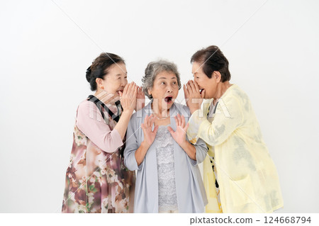 資深女性的秘密談話 124668794