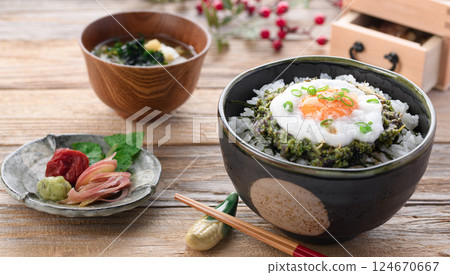 Spring Taste: Seared Warabi Rice Bowl Spring Taste: Seared Warabi Rice Bowl 124670667