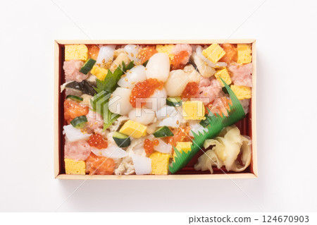 Seafood chirashi sushi 124670903