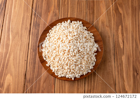 Japanese sweets, popped rice, rice Japanese sweets, popped rice, rice 124672172