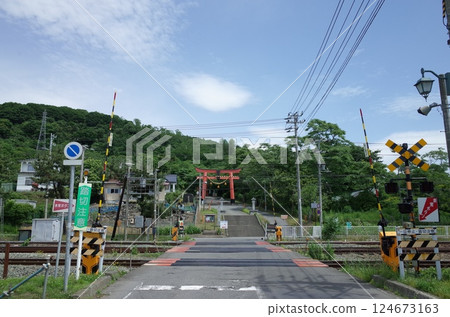 北海道虻田神社參道的風景 124673163