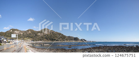 Kamogawa City, Futomi, near the top of the coast 124675751