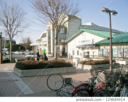 青森鐵道三澤站舊正門(現東門)(青森郡三澤市) 青森鐵道三澤站舊正門(現東門)(青森郡三澤市) 124684914