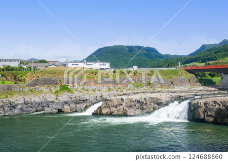 Mikazuki Falls and Kirikabuyama 124688860