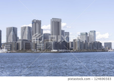 從隅田川看到的街景 從隅田川看到的街景 124690383