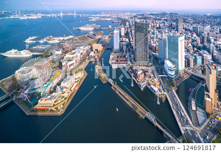 Japan's Yokohama cityscape unusual scenery 3 ships: Seabourn Quest at Shinko Pier, which arrived for the first time. Asuka II and Noordam at Osanbashi Pier. 124691817